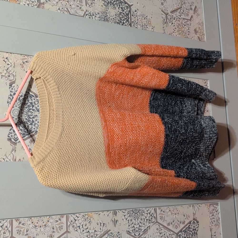 Cozy Colorblock Crew Neck Sweater